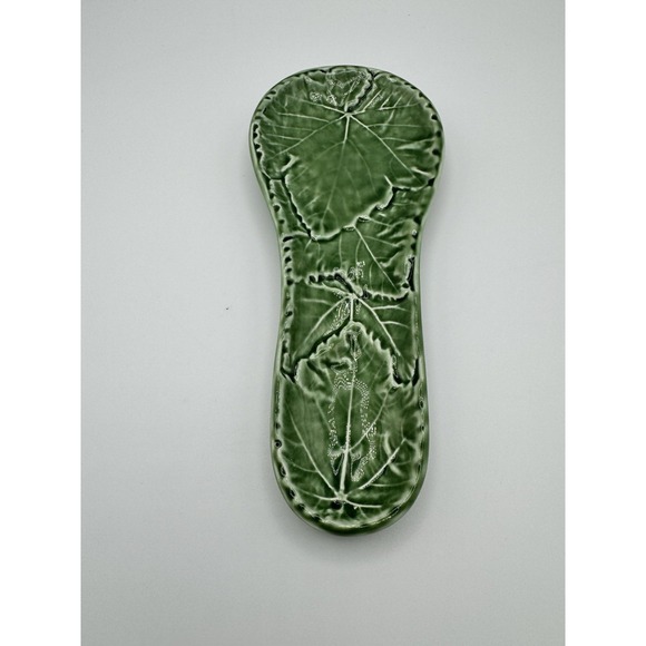 Olfaire Made In Portugal Spoon Rest Green Majolica Cabbage Leaf #1 - Picture 1 of 6